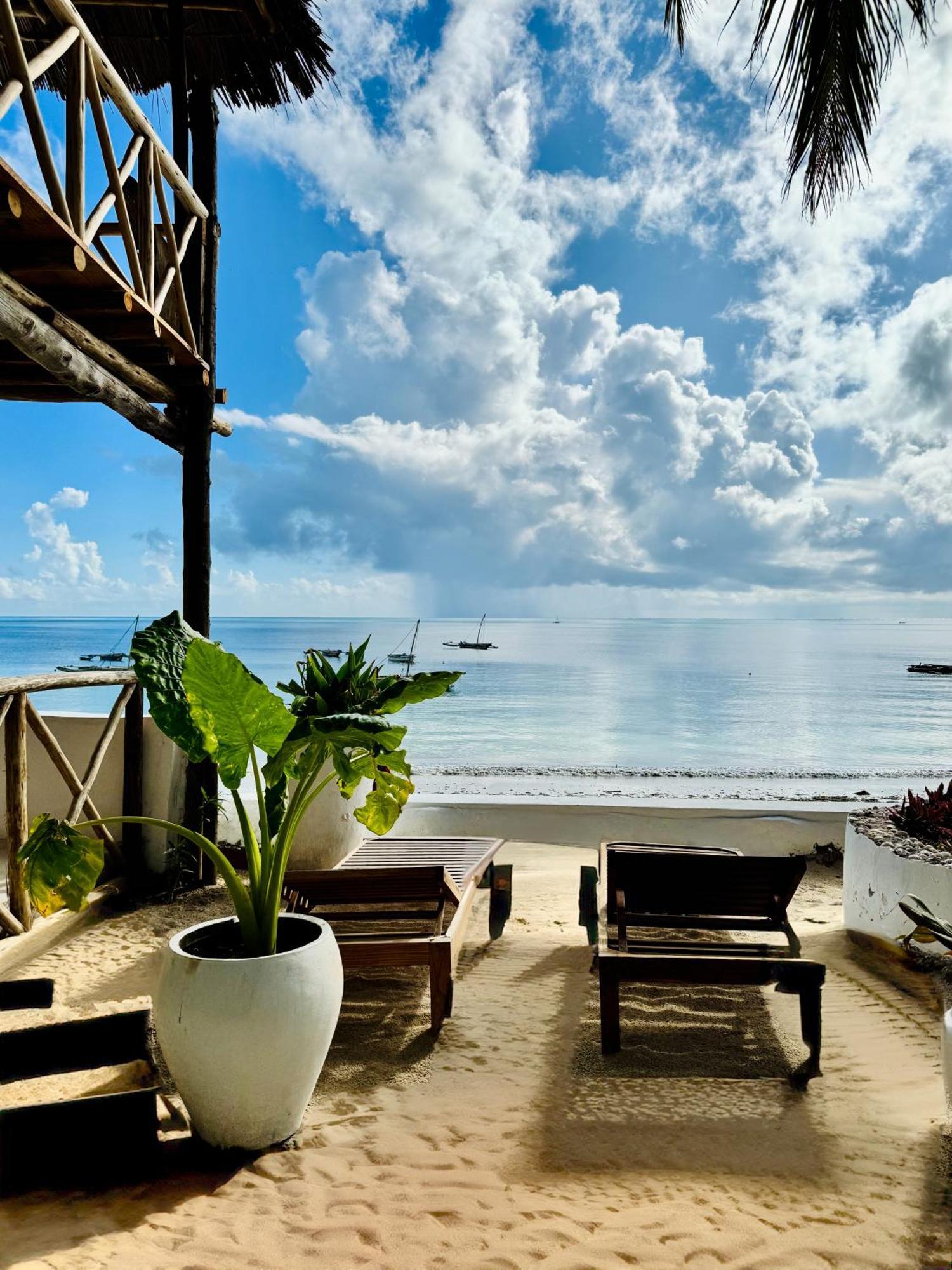 גאמביאני Mango Beach House מראה חיצוני תמונה