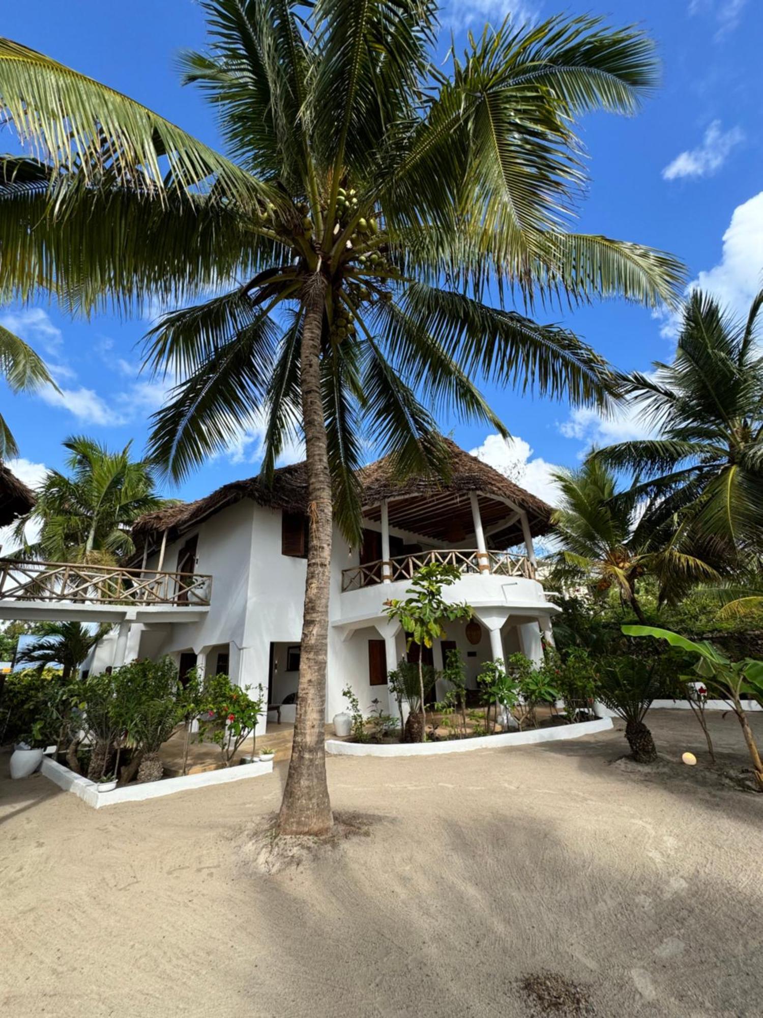גאמביאני Mango Beach House מראה חיצוני תמונה
