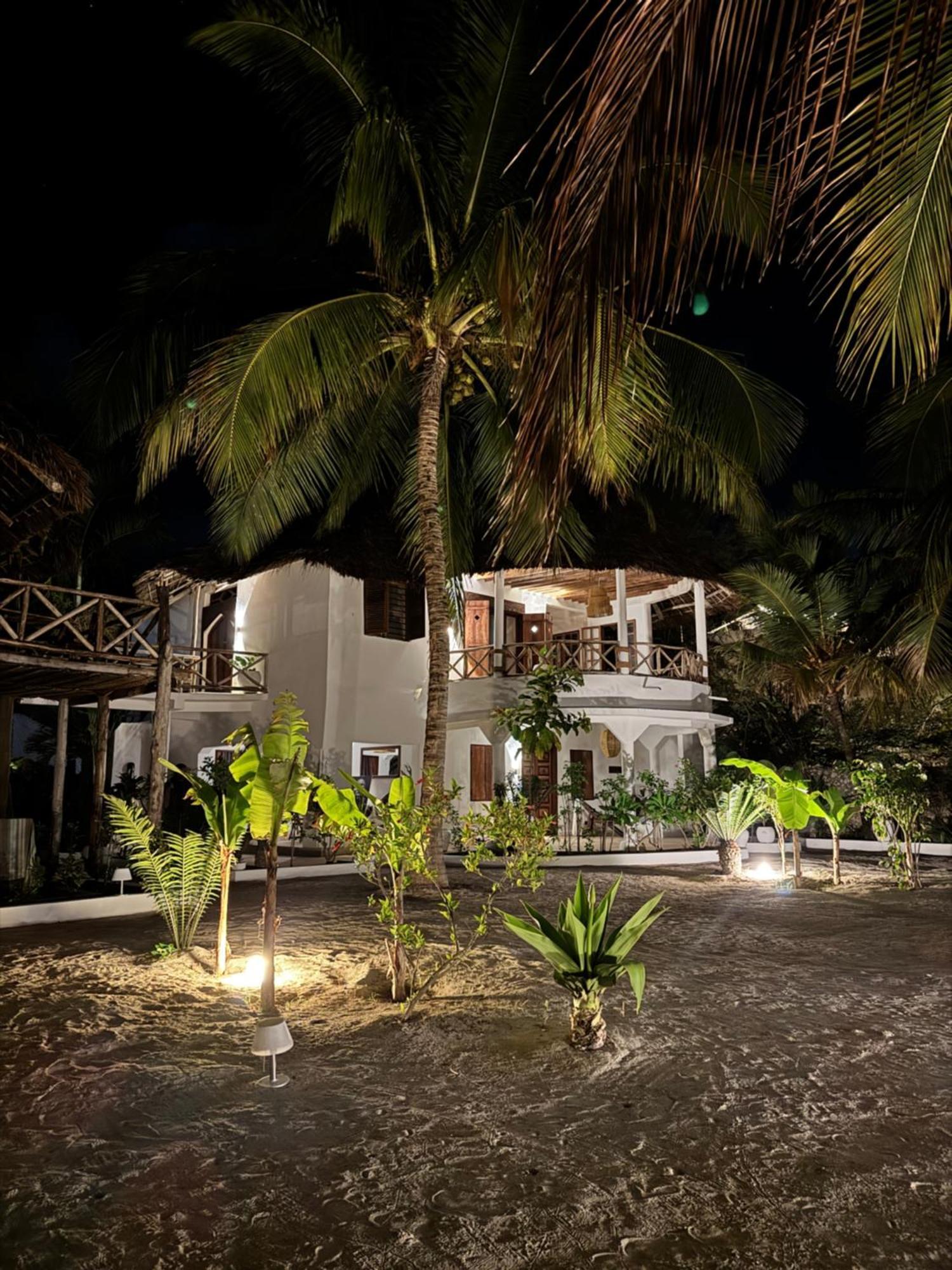 גאמביאני Mango Beach House מראה חיצוני תמונה