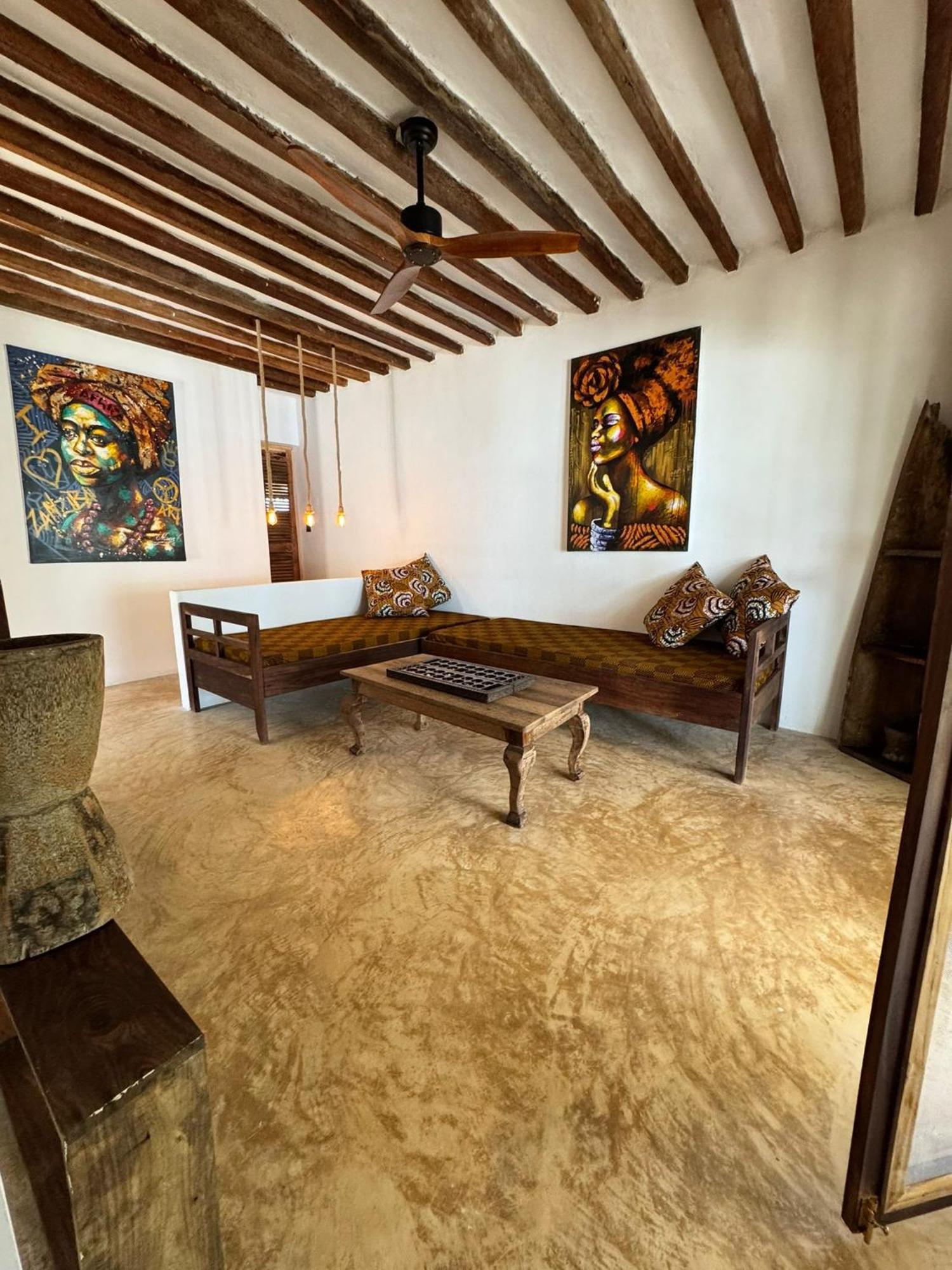גאמביאני Mango Beach House מראה חיצוני תמונה