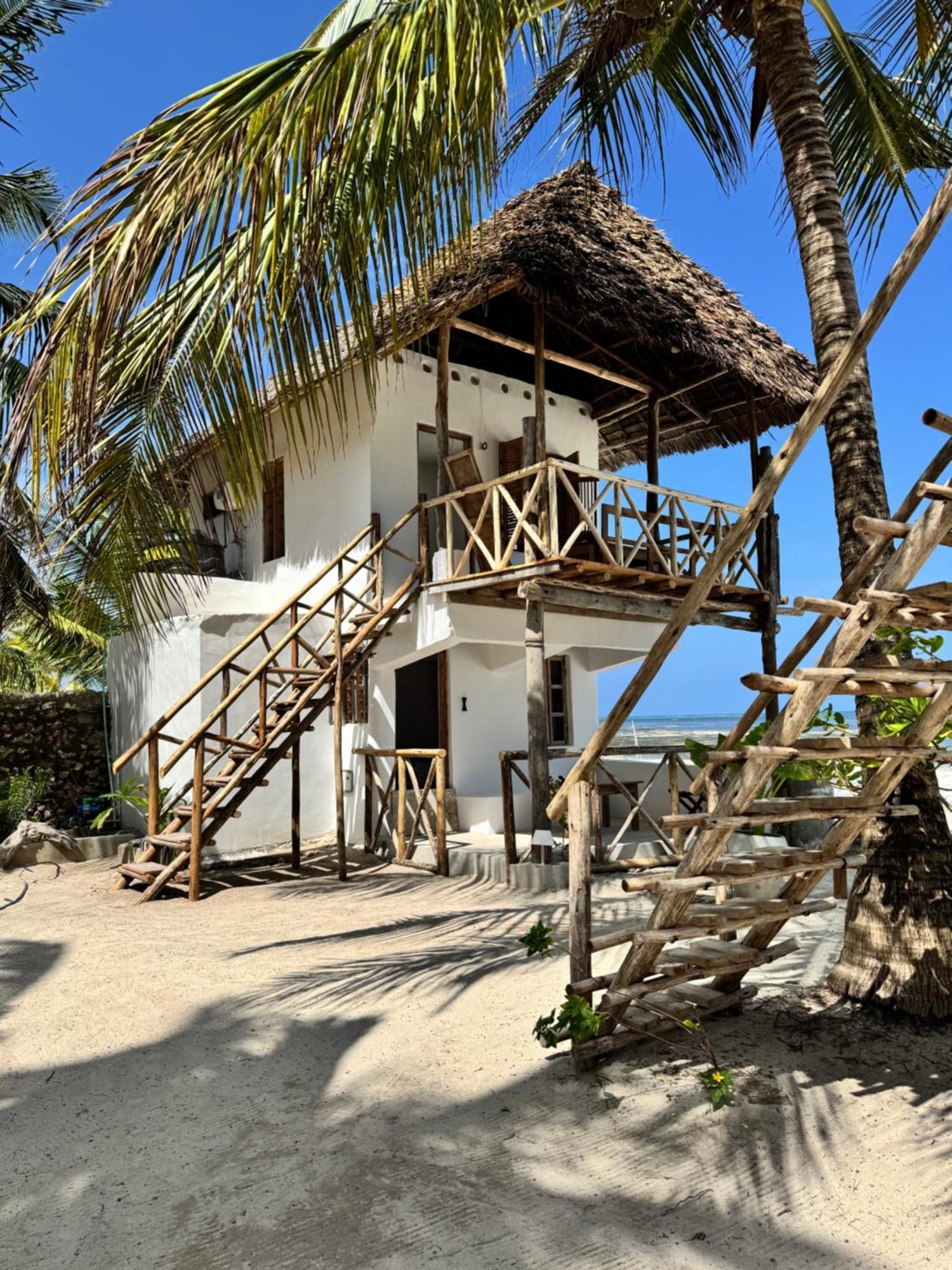 גאמביאני Mango Beach House מראה חיצוני תמונה