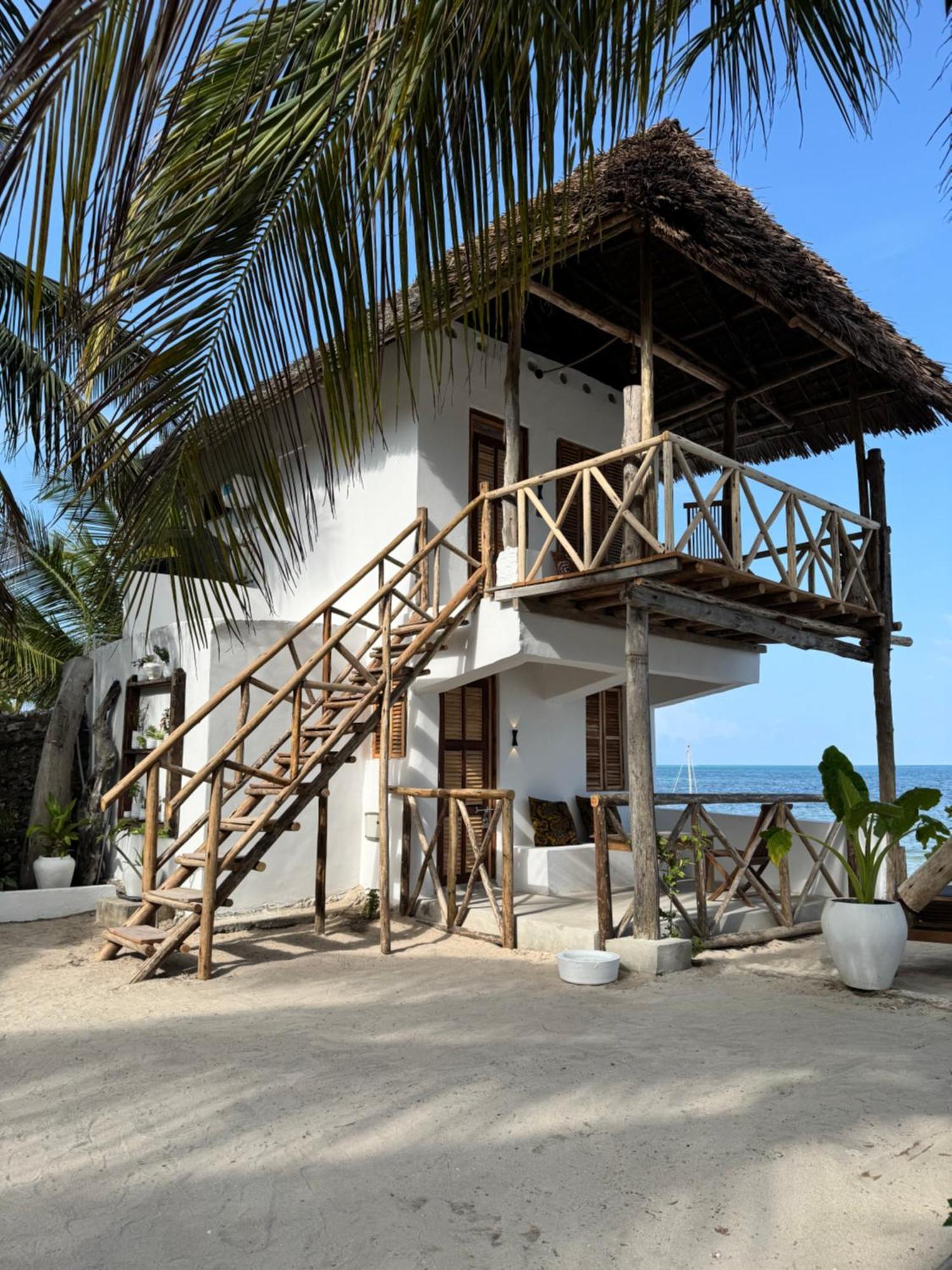 גאמביאני Mango Beach House מראה חיצוני תמונה