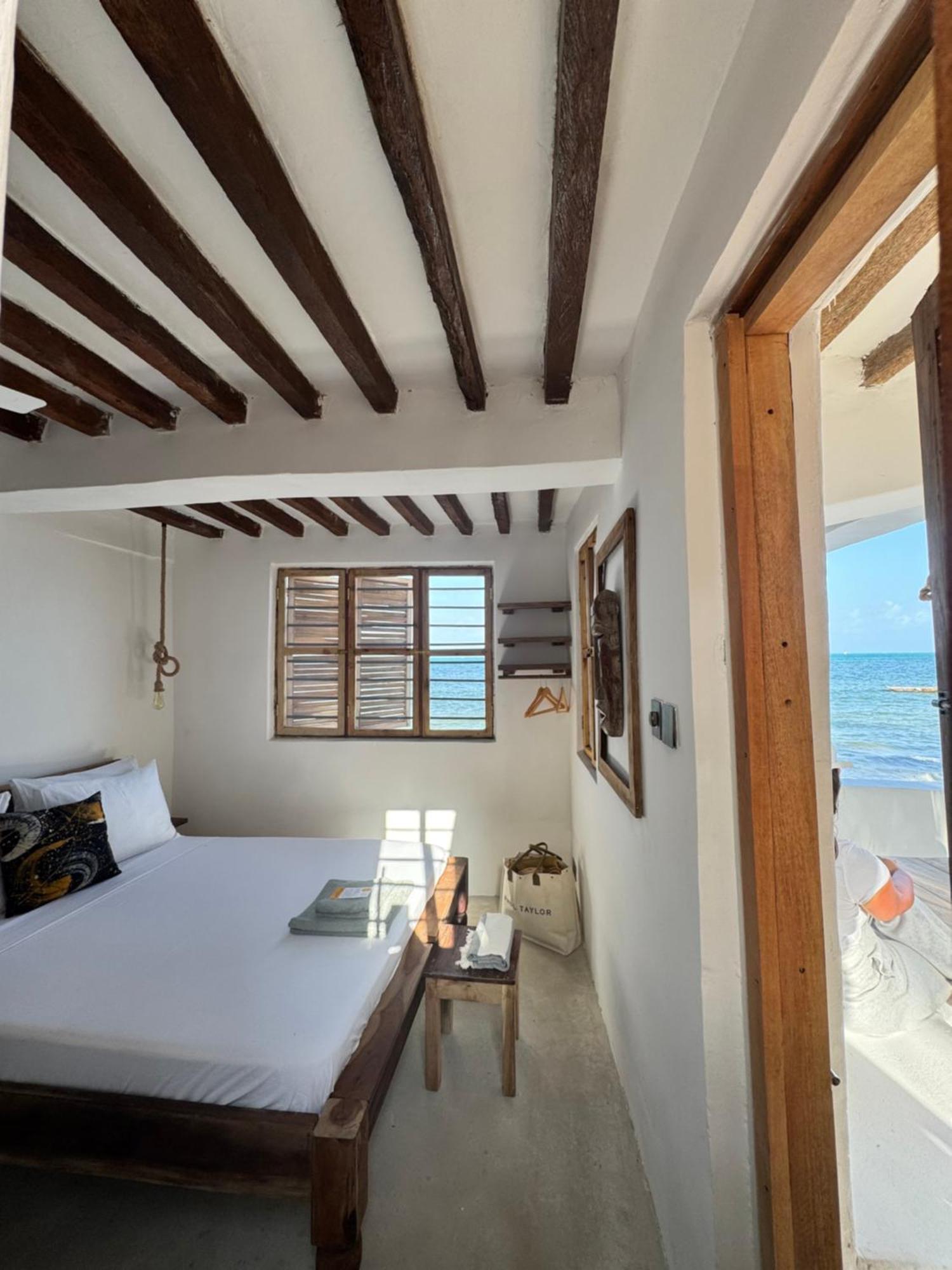 גאמביאני Mango Beach House מראה חיצוני תמונה
