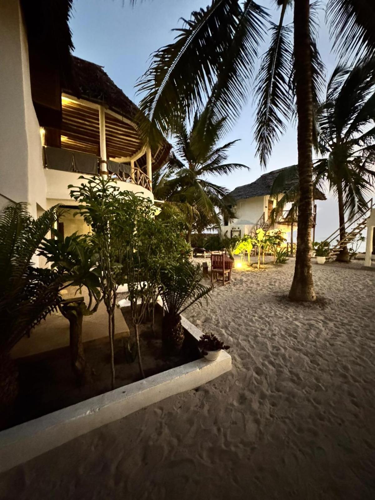גאמביאני Mango Beach House מראה חיצוני תמונה